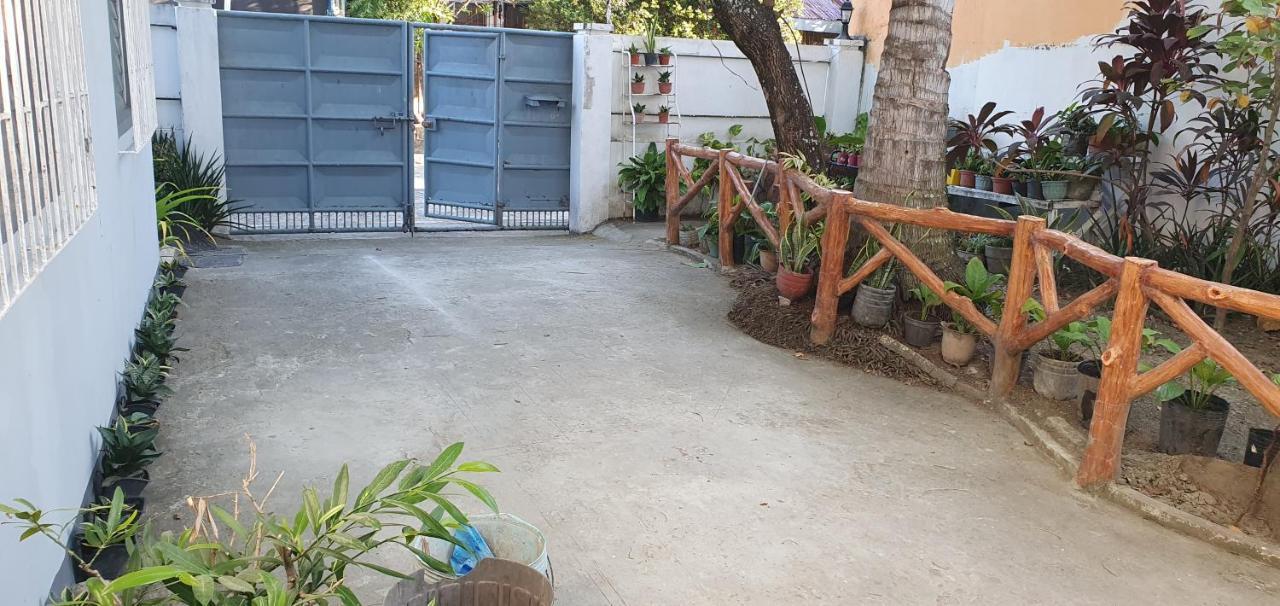 House For Rent Iloilo Arevalo Villa Exterior foto